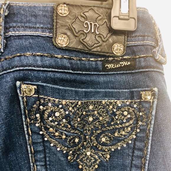 ✨Miss Me Bling Embellished Pockets Skinny Jeans - Picture 6 of 13